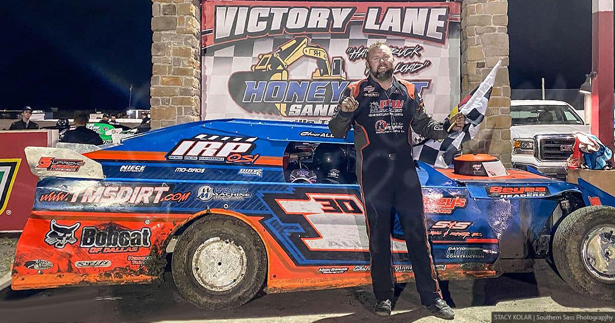 Chase Allen won the USRA Modified main event.