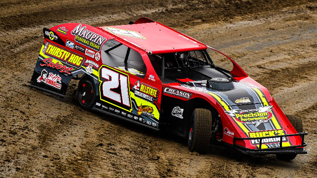 Ryan Middaugh won last week's USRA Modified feature at the I-35 Speedway.
