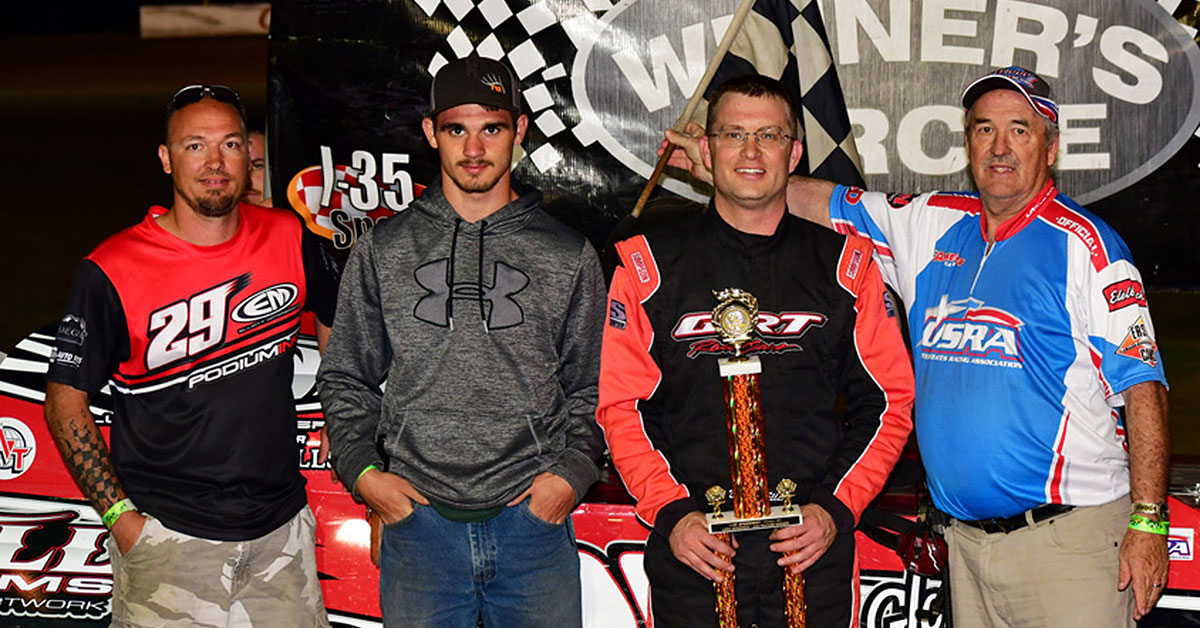 Dennis Elliott won the USRA Modified main event on Saturday, May 12, at the I-35 Speedway in Winston, Mo.