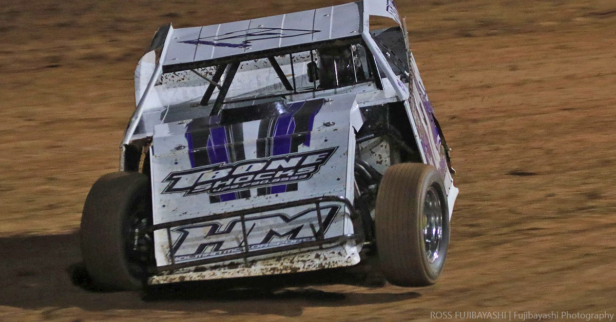 Brent Holman won the USRA Modified main event on Saturday, May 19, at the Tri-State Speedway in Pocola, Okla.
