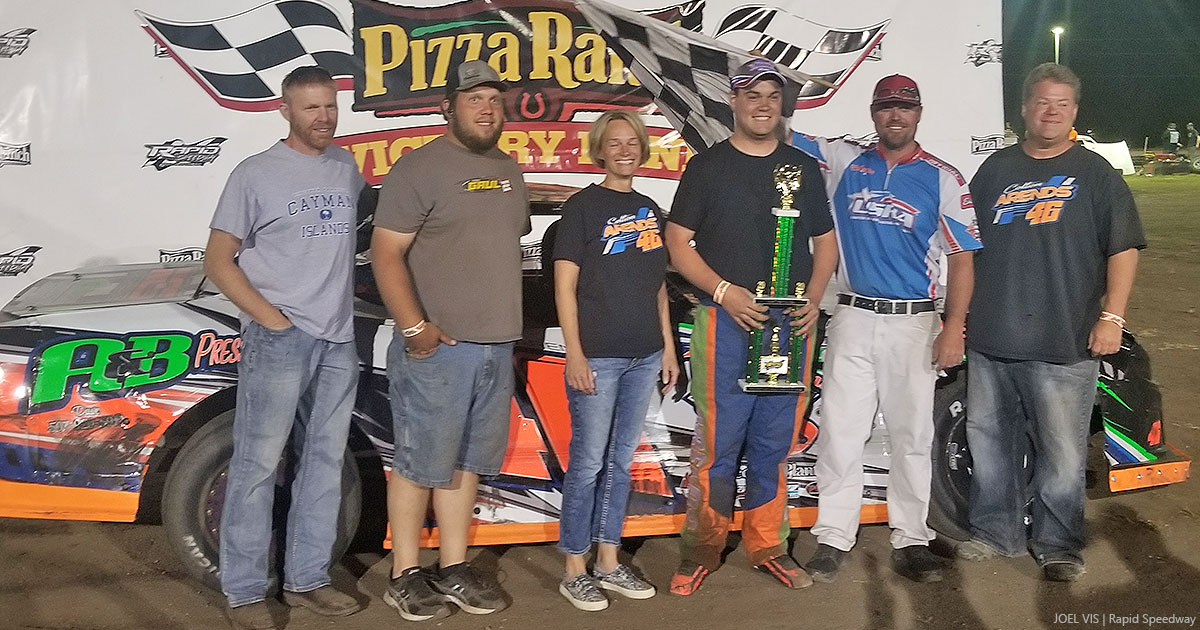 Colton Arends won the American Racer USRA Stock Car main event.