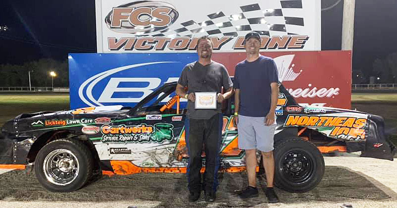 Chris Hovden won the Mensink Racing Products USRA Hobby Stock man event.