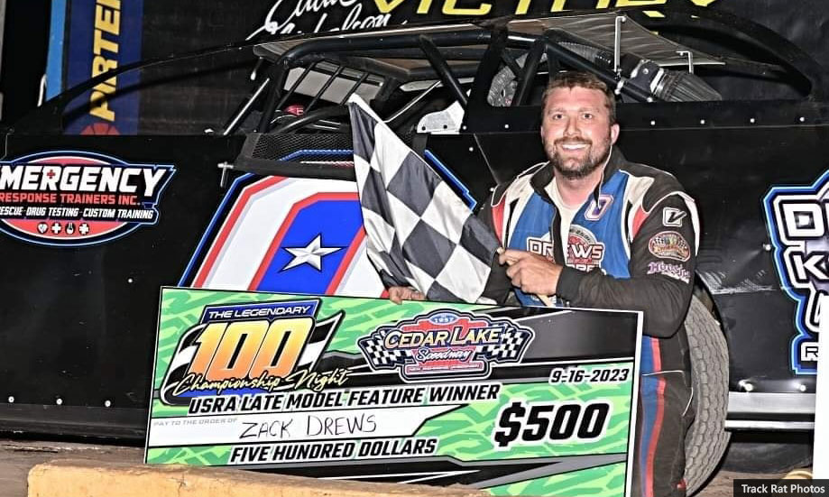 Zack Drews won the USRA Late Model main event.