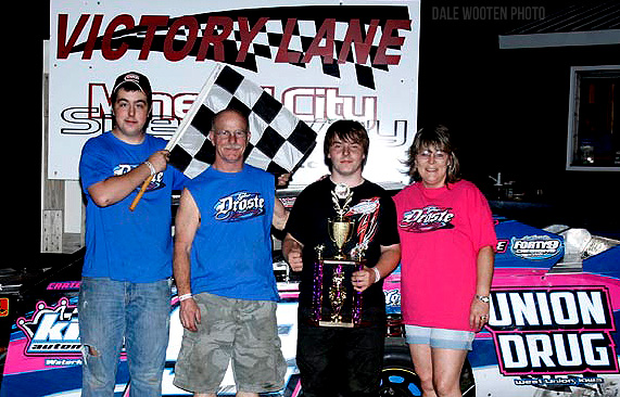 Tyler Droste of Waterloo picked up $600 in the USRA B-Mod special with his first win of the season at the Mineral City Speedway Friday night.